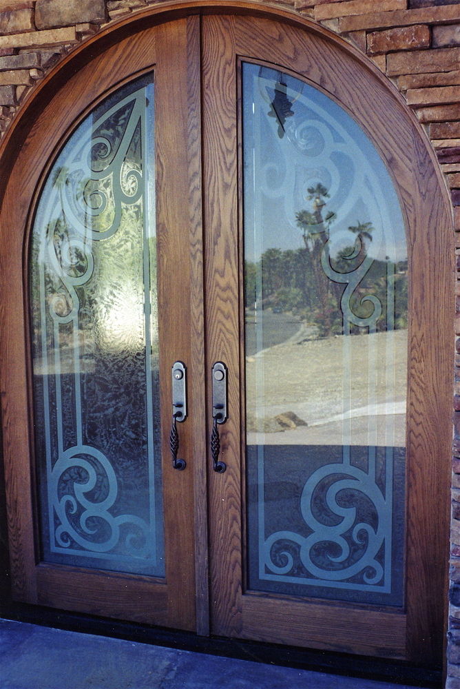 Frameless Glass Doors Etched Carved Glass Metamorphosis Sans Soucie 1670