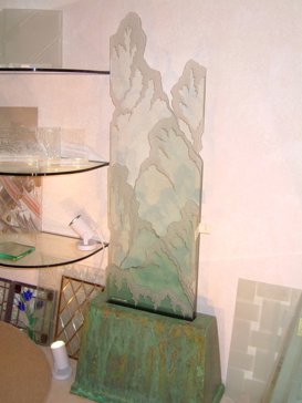 Sculpture with Frosted Glass Abstract Jagged Peaks Design by Sans Soucie