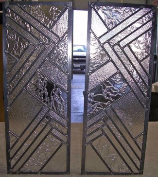 Semi-Private Cabinet Glass with Sandblast Etched Glass Art by Sans Soucie Featuring Z Textures Traditional Design