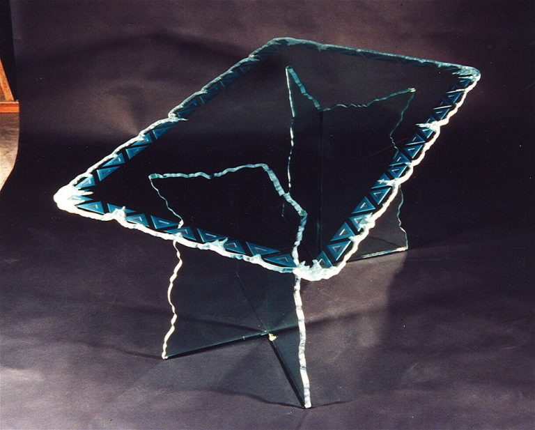 V Base Chiseled