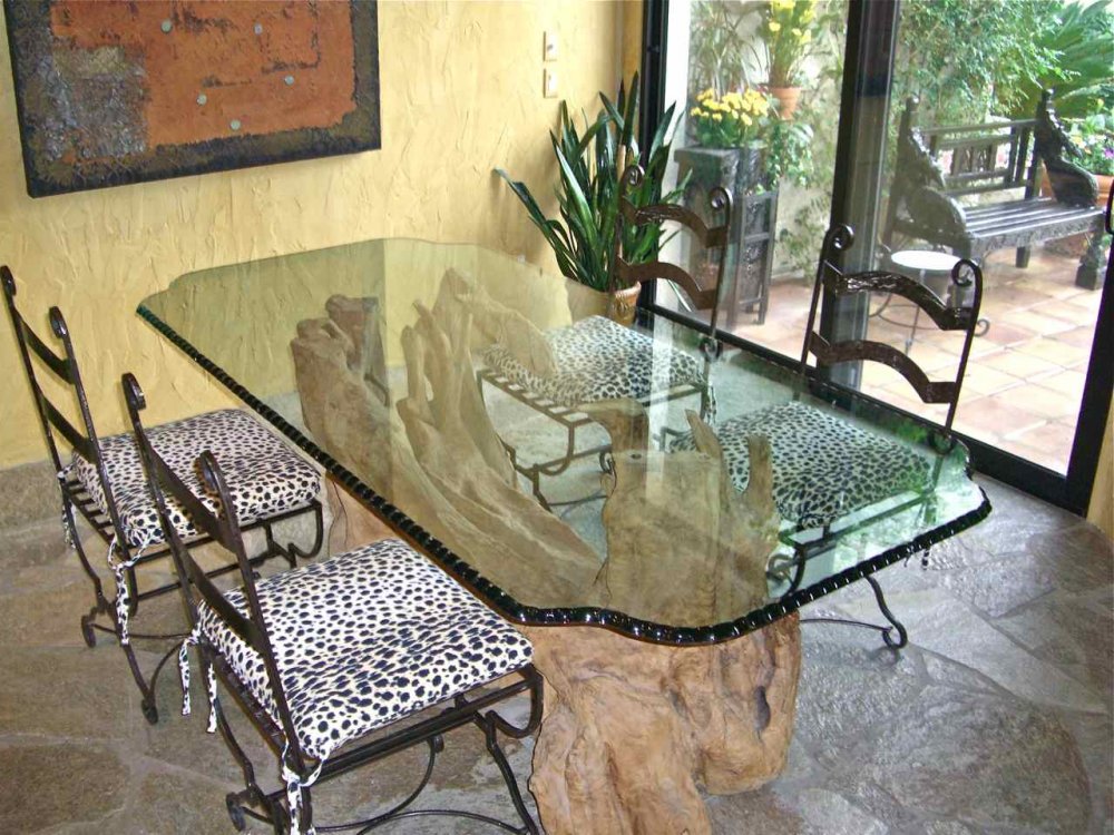 Chipped & Polished Edge Glass Dining Tables Sans Soucie