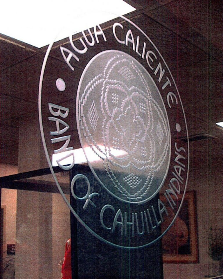 Agua Caliente (similar look)