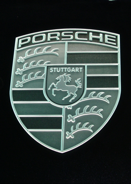Porsche (similar look)