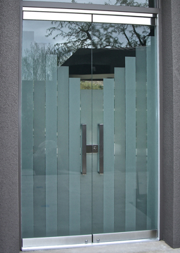 Frameless Glass Door Entry with Frosted Glass Geometric Towers Design by Sans Soucie