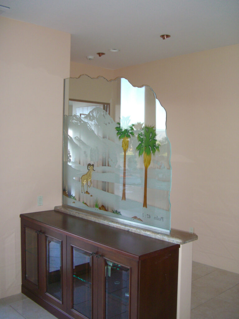 Glass partition with design