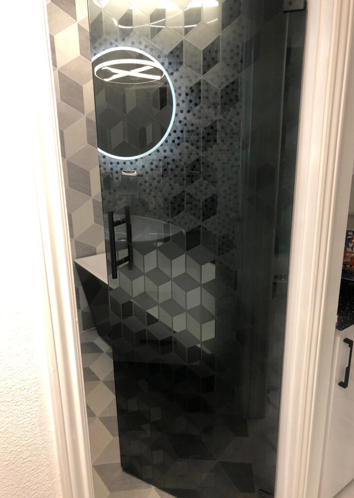 Contemporary decorative glass shower design, Illusion Cubes