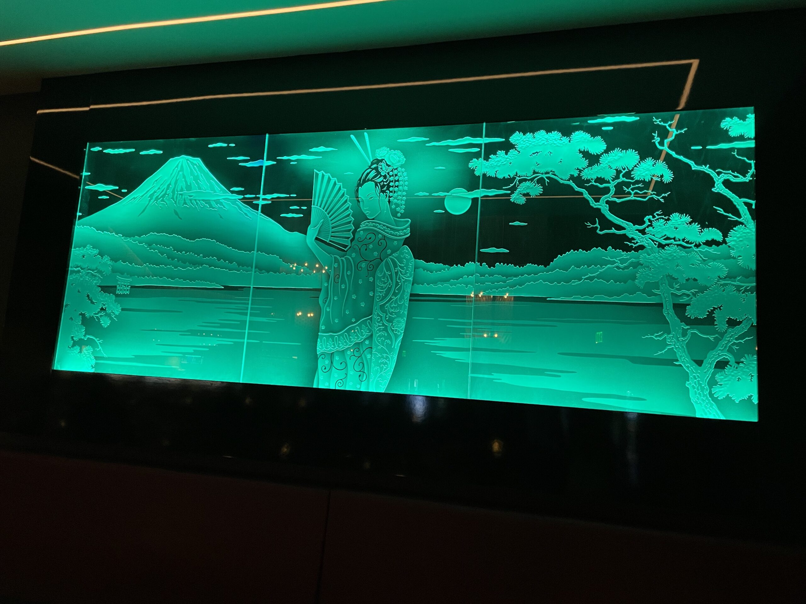Etched Glass Panel Design with LED Edge Lighting