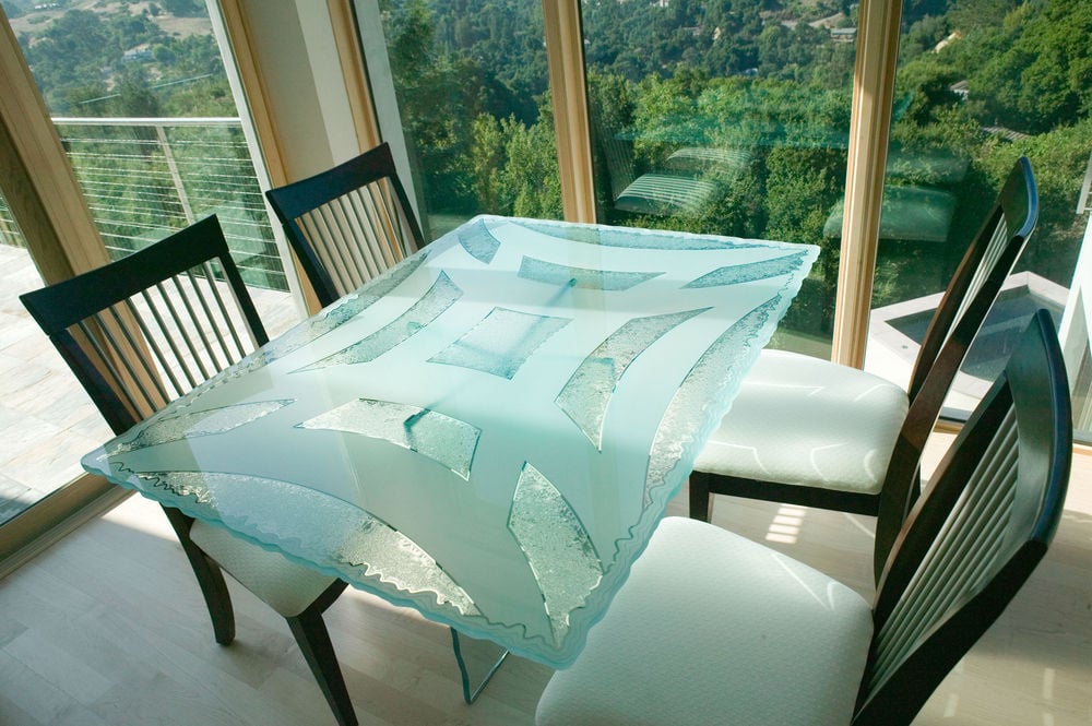 Kohn's Geo Semi-Private 3D Chiseled Irregular Edge Gluechip Glass Finish Dining Table Sans Soucie 