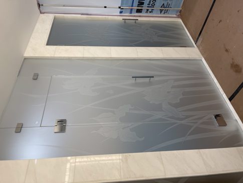 Handmade Sandblasted Frosted Glass Shower Enclosure for Private Featuring a Floral Design Iris Hummingbird by Sans Soucie