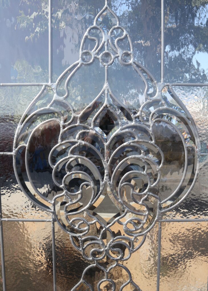 Close-up look of Gannett Bevels design.