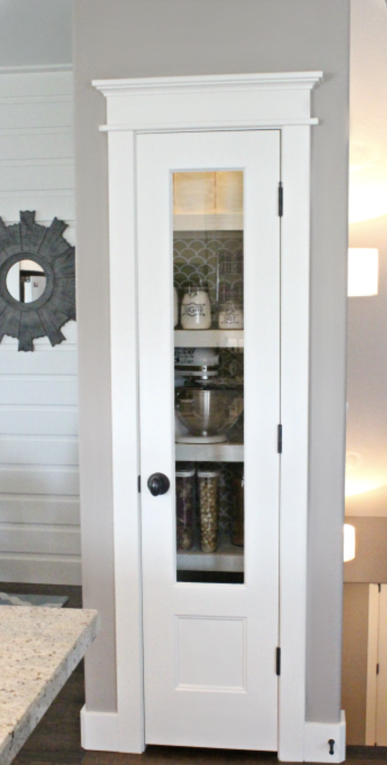 pantry door that match your kitchen interior