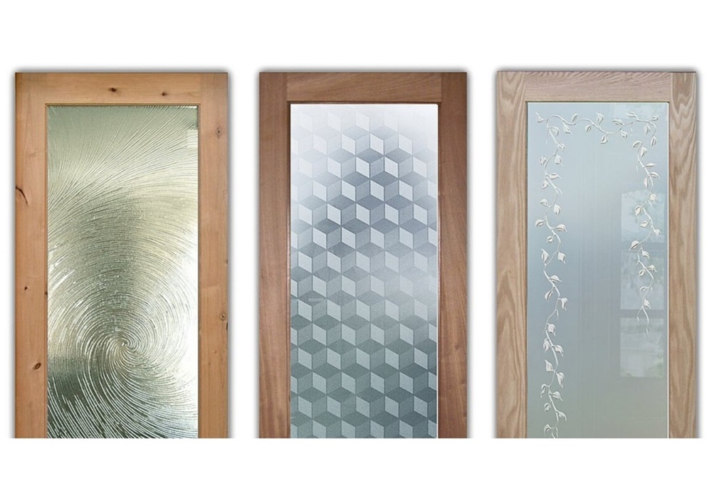 etched glass-Pantry-Door-Makeover-Frosted-Glass-Pantry-Door-by-Sans-Soucie-Art-Glass-3