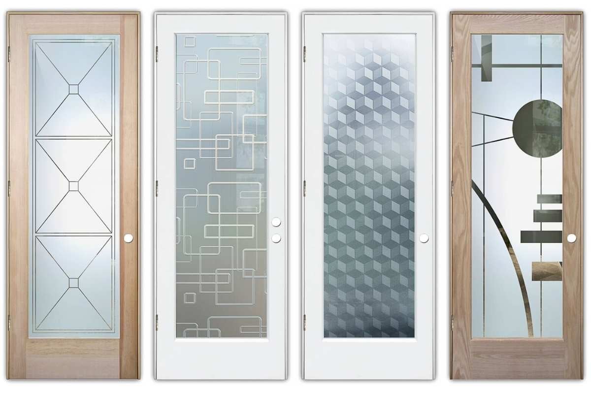 Glass pantry door for modern and minimalist kitchens