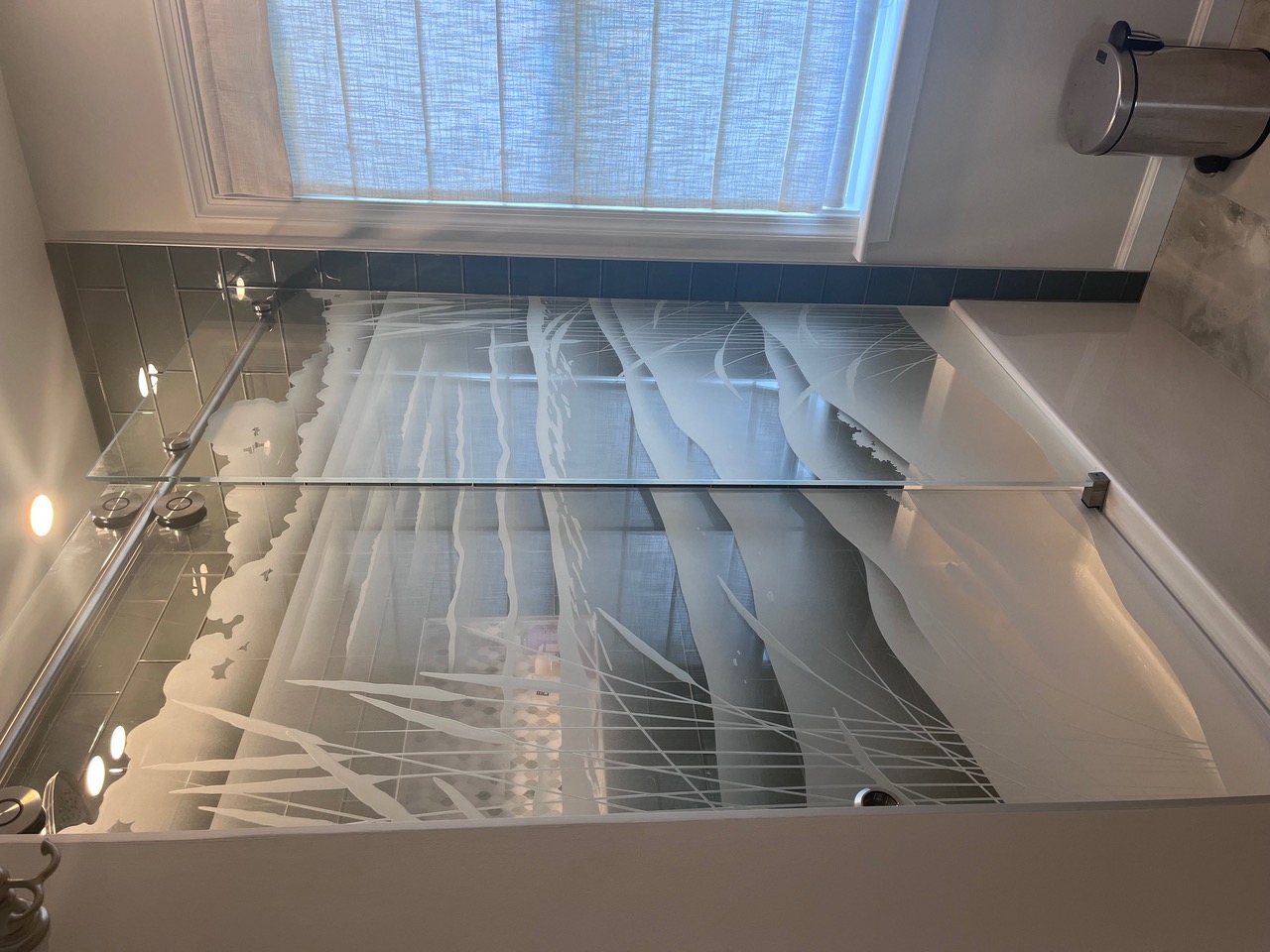 Glass Shower Door Ideas for Bathroom Remodels