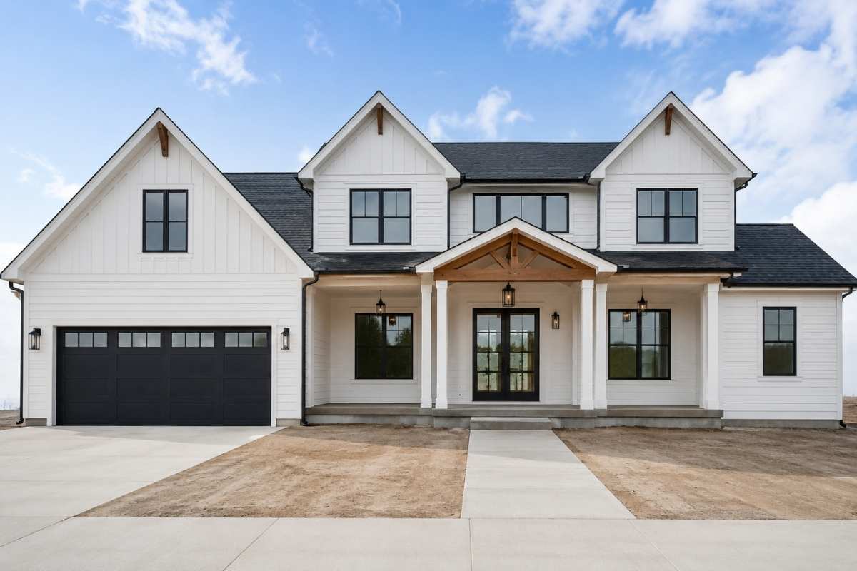 Modern farmhouse home exterior