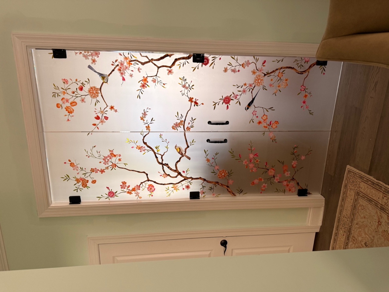 Frameless frosted doors for interior use
